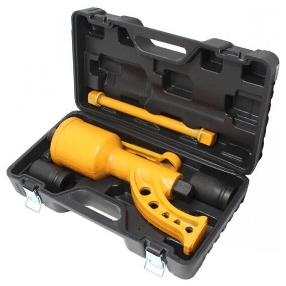 Гайковерт ручной Rock Force RF-34114102 6800Hм, с редуктором, комплект головок 32, 33мм длина 330мм