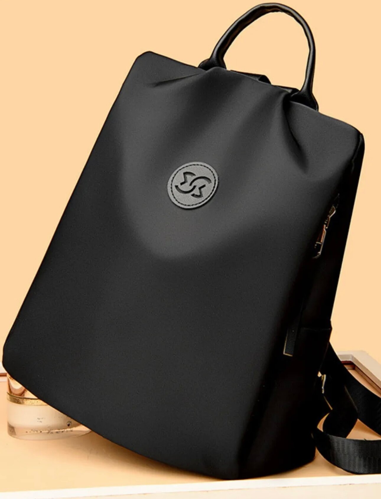 Рюкзак женский антивор городской повседневный , легкий , цвет Черный ,1 штука