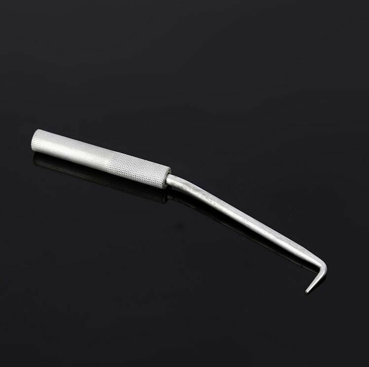 Крюк вязальный для арматуры с металлической ручкой