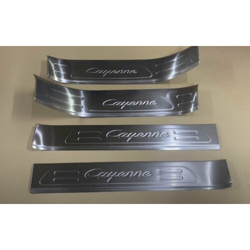 Накладки на пороги Porsche Cayenne 1639₽