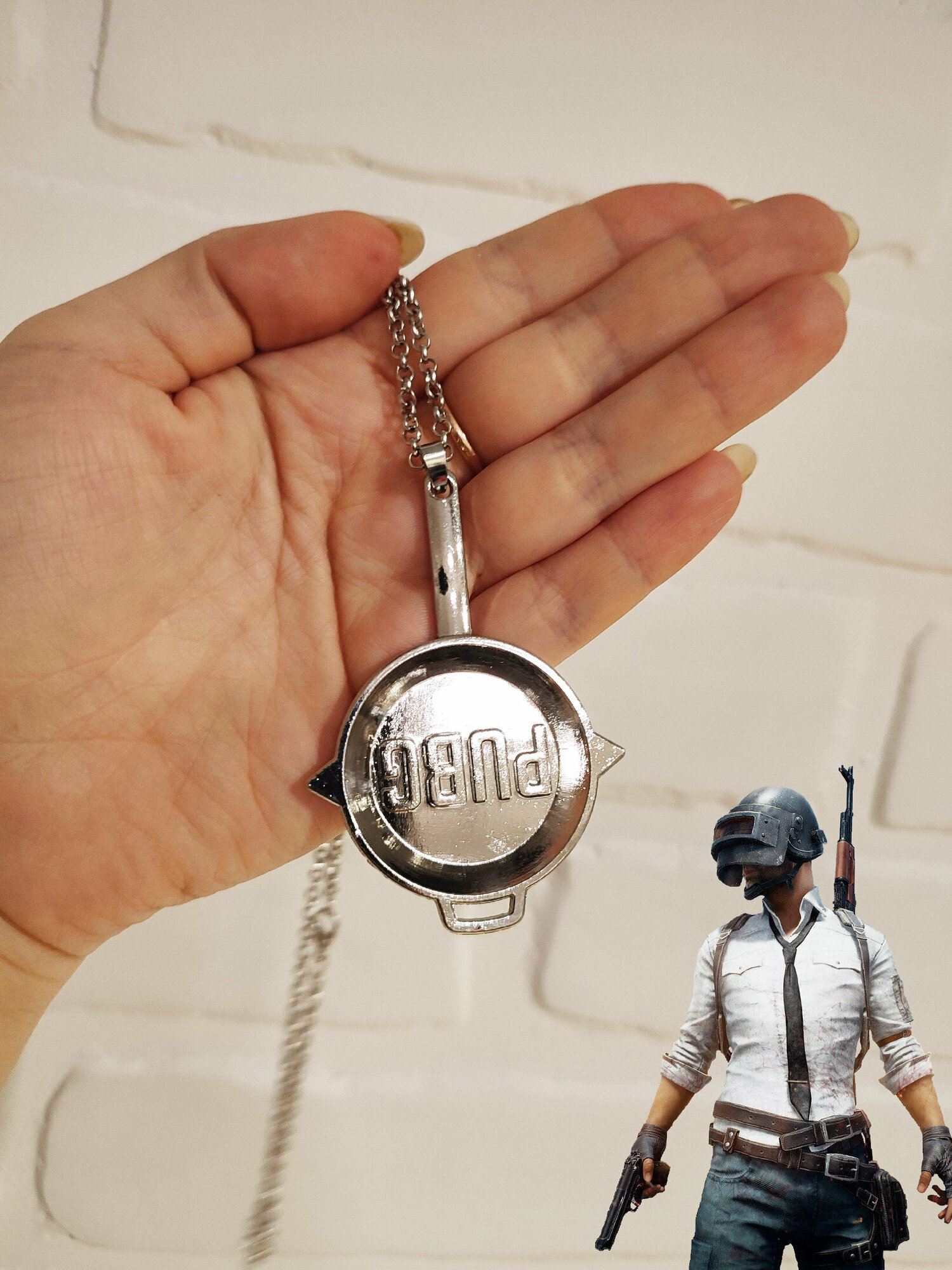 Купить Кулон Сковородка из игры Пабг Pubg за 590р. с доставкой