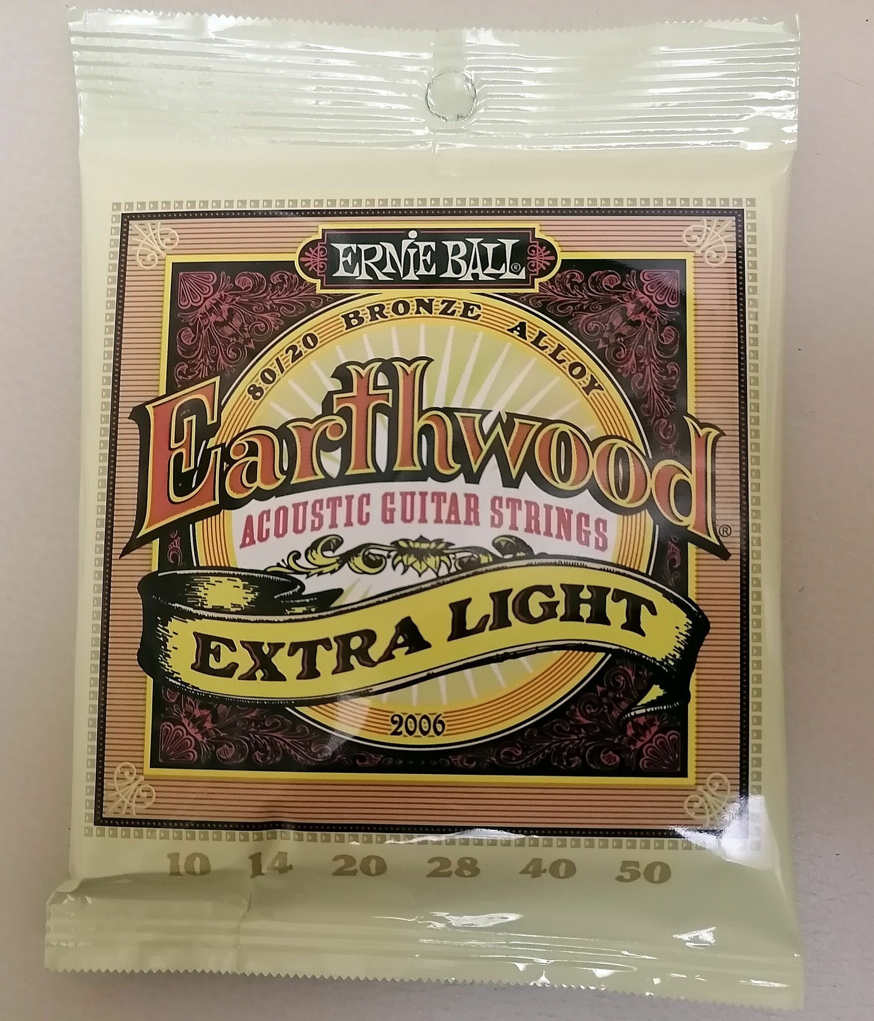 Струны для акустической гитары ERNIE BALL 2006 Earthwood 80/20 Bronze ALLOY 10-50