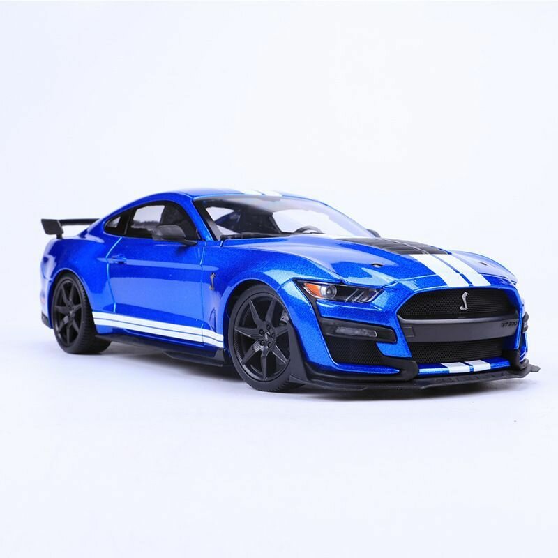 Maisto Машинка Ford Shelby GT500 2020, 1:18 оранжевая - фото №10