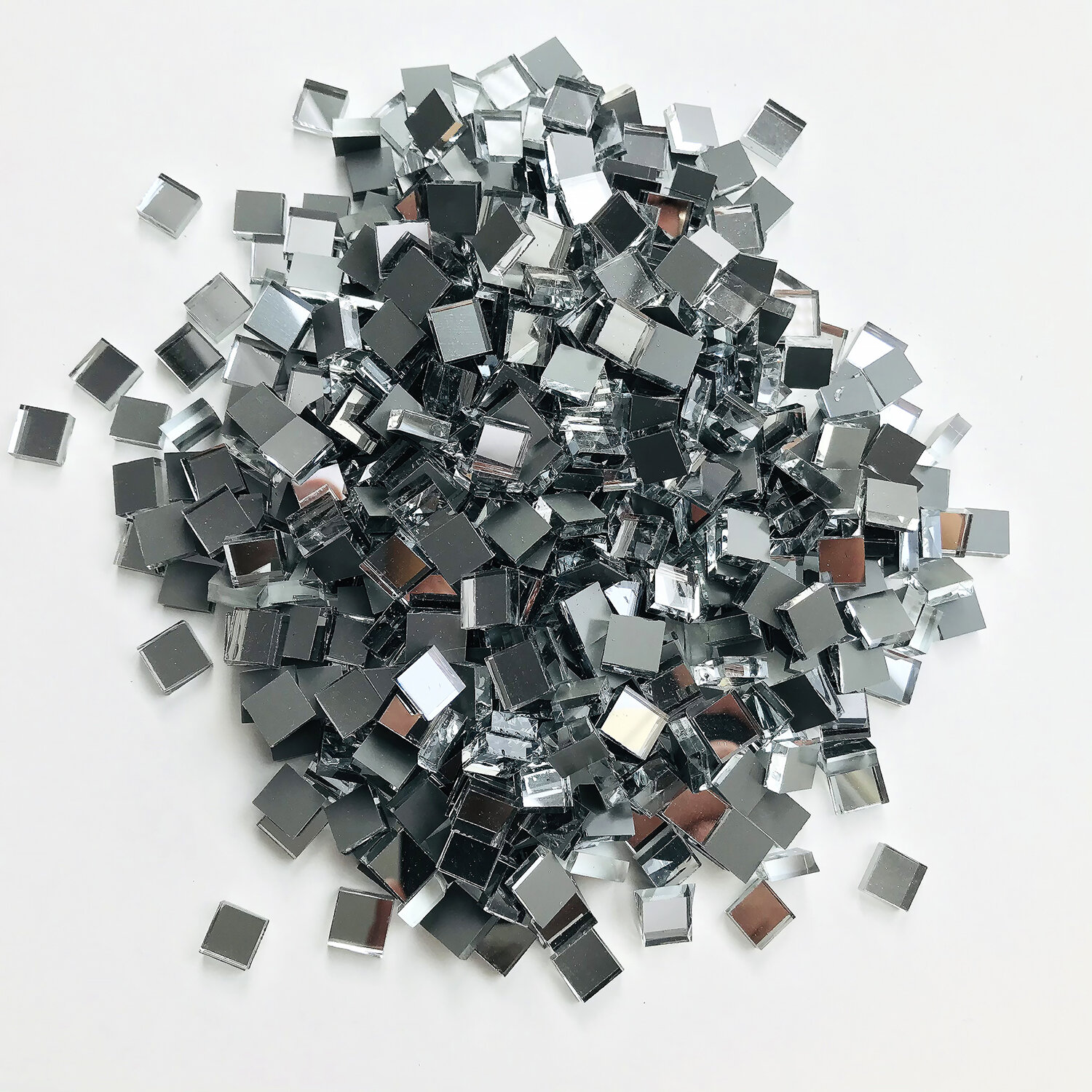 фото Мозаика зеркальная россыпью, 10х10 мм, серая, 400 шт.