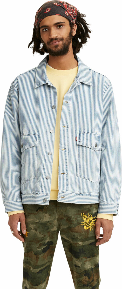Levis at discount