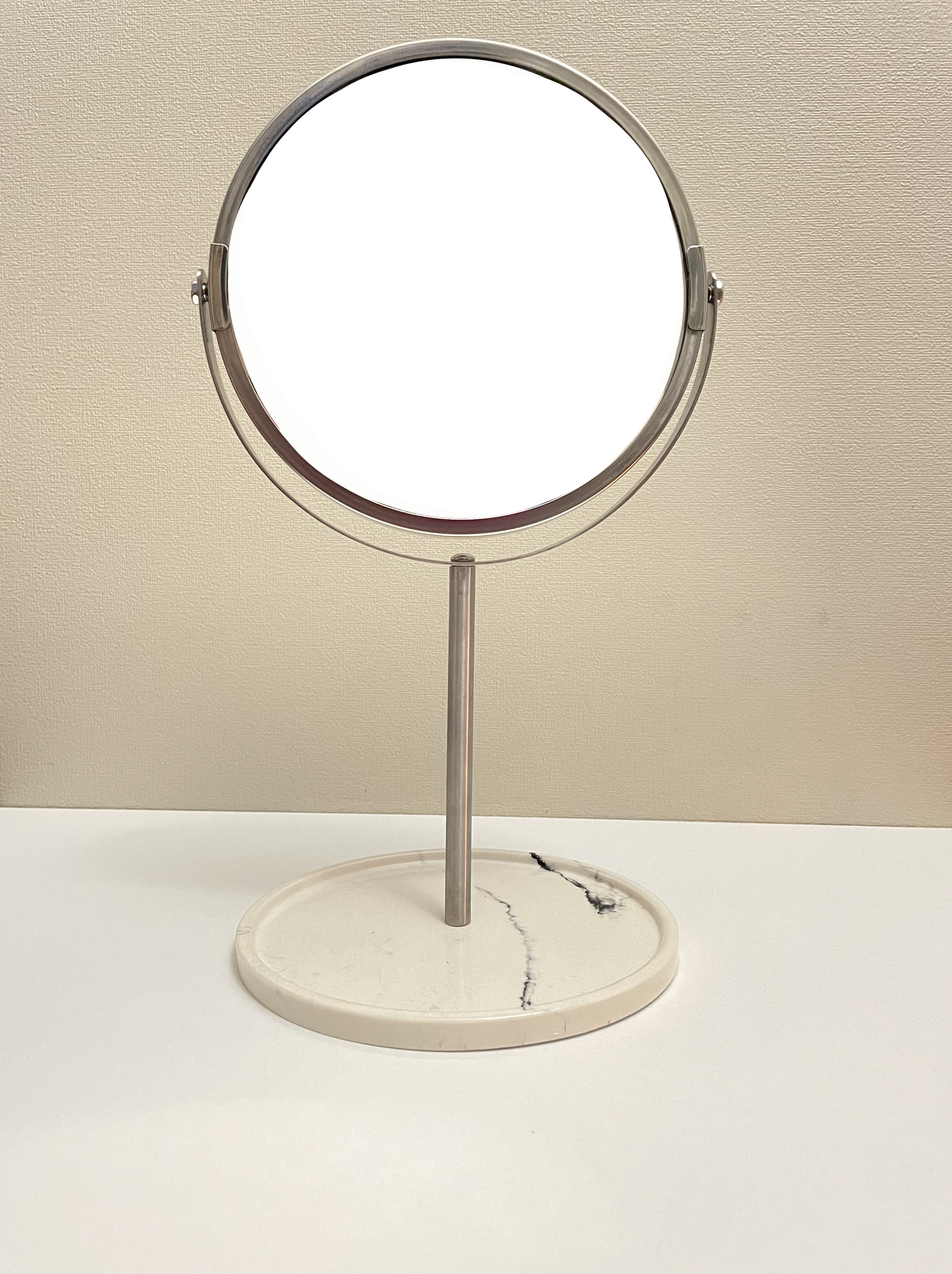 Косметическое зеркало Haifisсh с подставкой из искусственного камня, белый мрамор