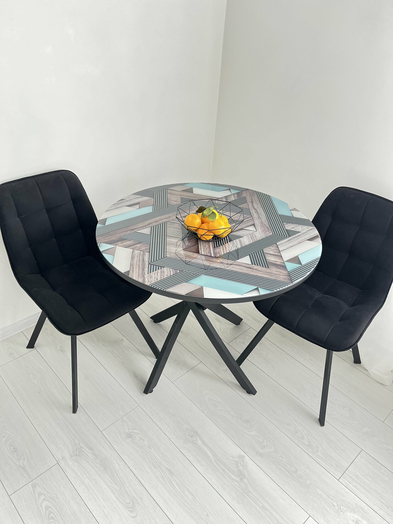 фото Стол обеденный круглый покрытие стекло нераздвижной LOFT кухонный Лофт, 90х90х75 см