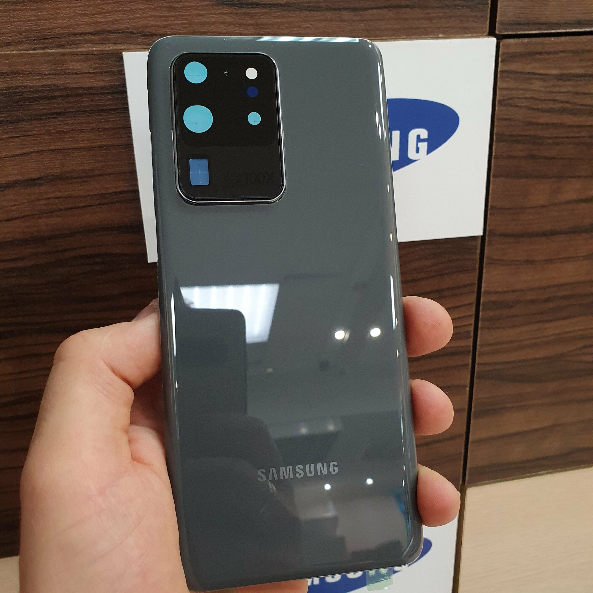 Крышка для Samsung S20 Ultra (заднее стекло) "Премиум качество" цвет: серый