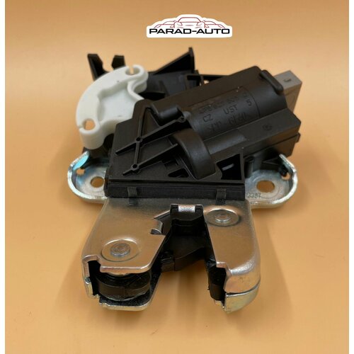 Замок крышки багажника AUDI A4/A5/A6/A8 SEAT Exeo/ST VOLKSWAGEN PASSAT 06- / PASSAT CC Арт: 4F5827505D/4F5827505C/4F5827505B/4F5827505A/4E0827505C