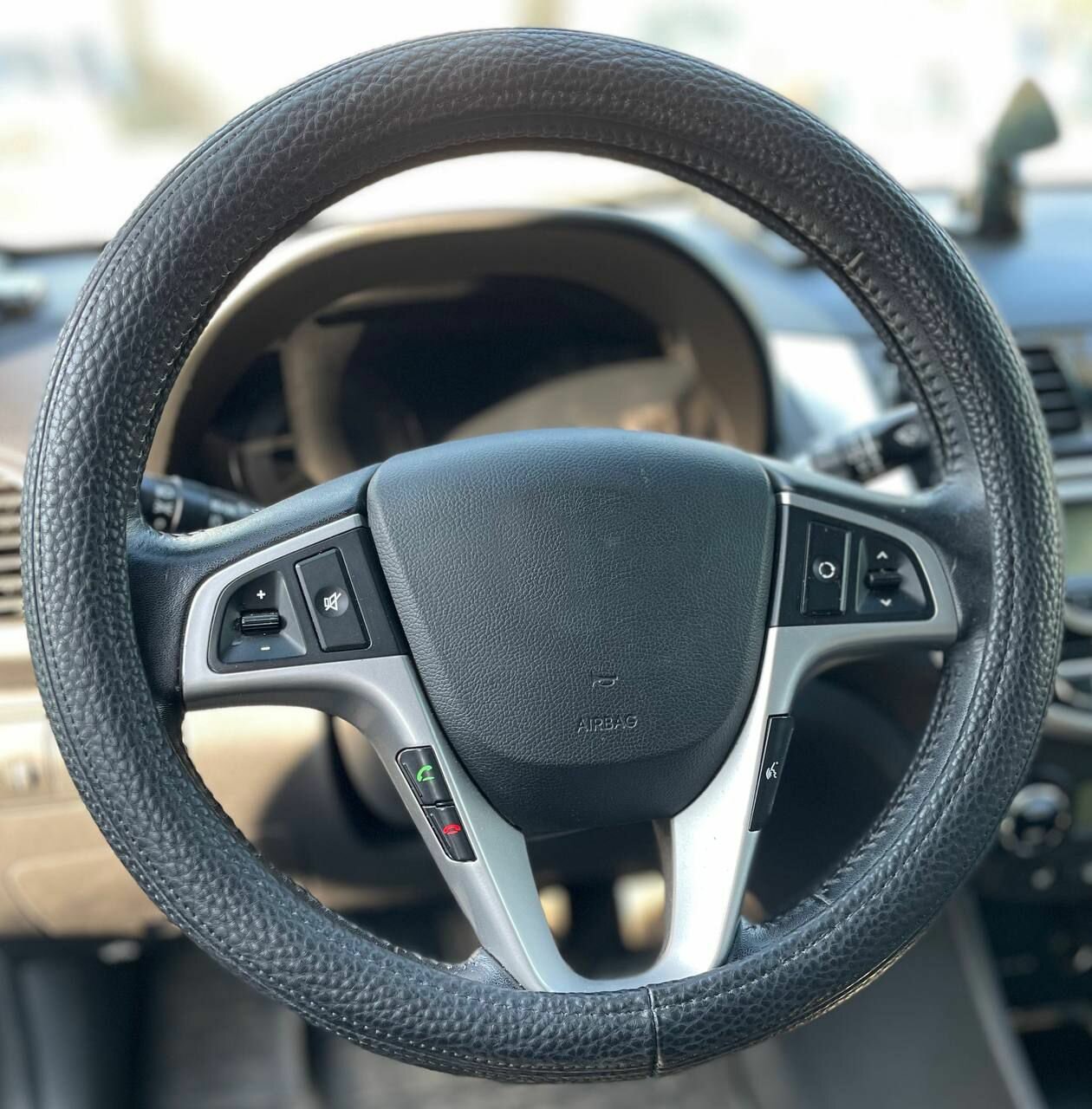 Оплетка на руль Фольксваген Терамонт (2017 - 2022) внедорожник 5 дверей / Volkswagen Teramont, искусственная кожа (высокого качества), Черный