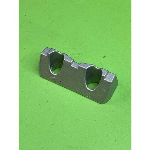 Кронштейн крыла !\ Volvo FM9/FM10/FM12/FH12/FH16