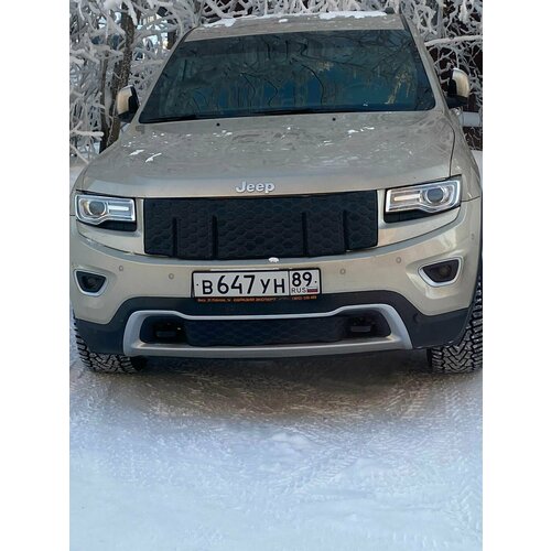 Утеплитель радиатора для Jeep Grand Cherokee с 2013 по 2020 WK2 комплект 2 шт с клапанами под охлаждение 4751₽