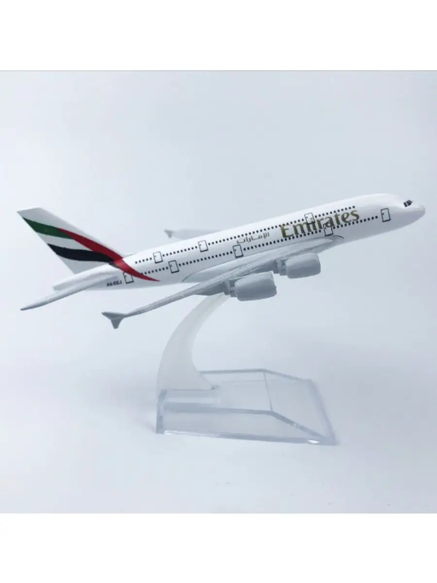 Металлическая модель самолета Airbus 380 Emirates