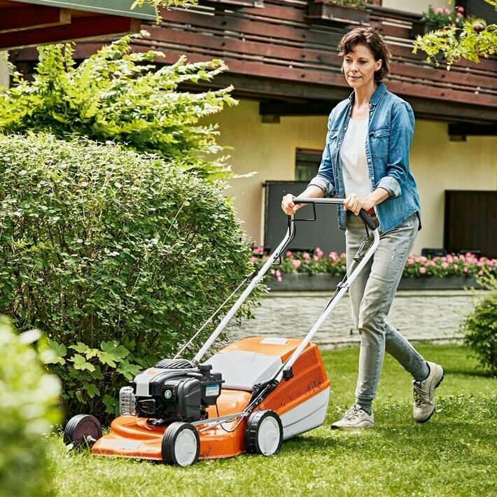 Бензиновая газонокосилка STIHL (Штиль) оригинал RM 248 - фотография № 4