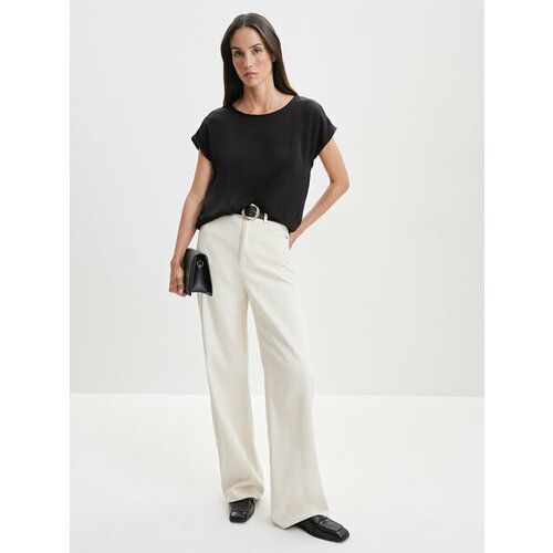 фото Футболка zarina, размер 2xl (ru 52)/170, черный