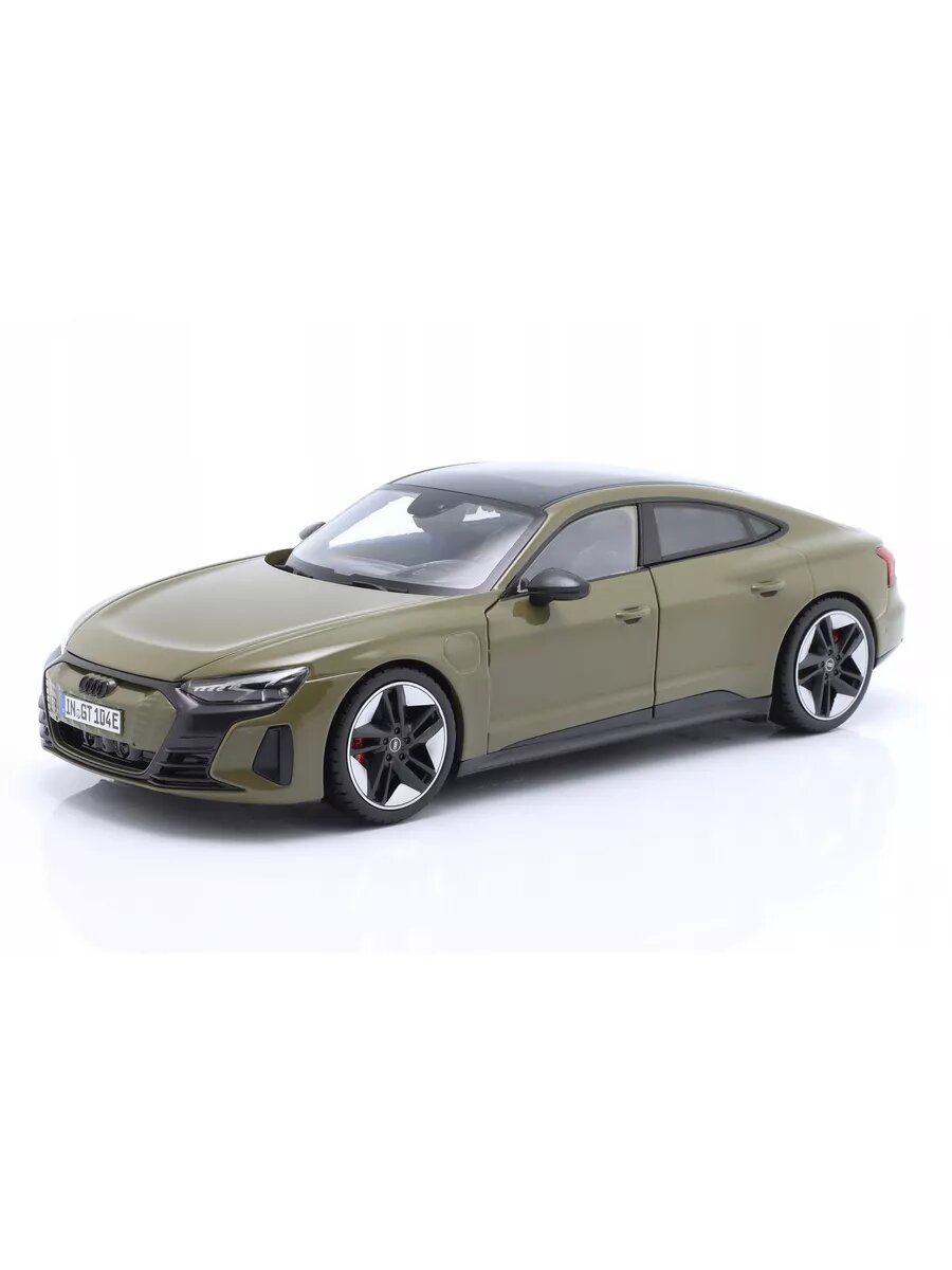 Машинка 1:18 Coll (A)-2022 Audi RS e-tron GT - New