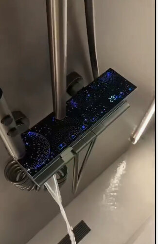 Изображение товара Смеситель для ванны с душем тропический с подсветкой и индикатором температуры "тропический душ" 140см