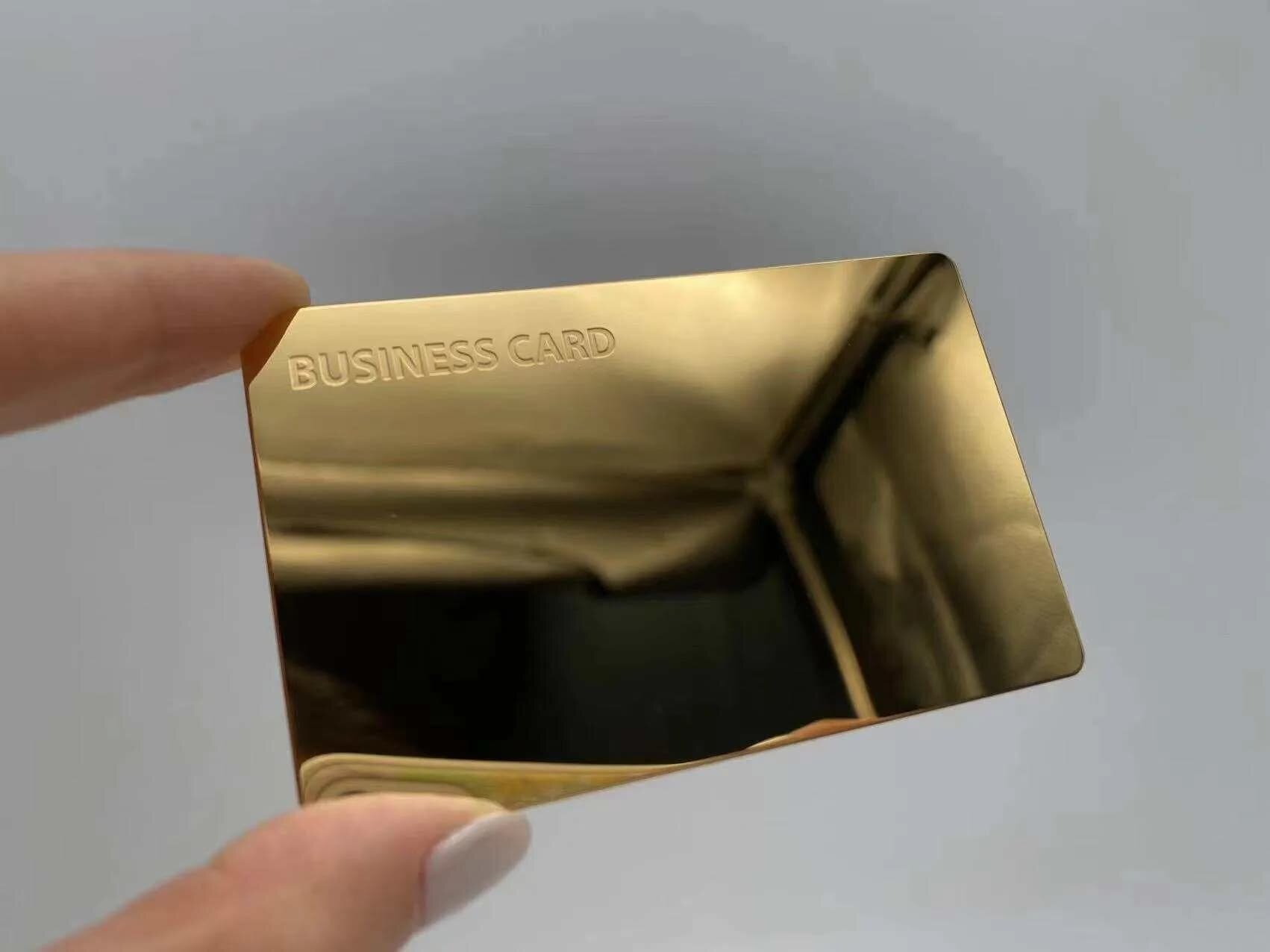 Умная электронная визитка на NFC-карте из металла (Gold 24K) с бесплатной виртуальной картой