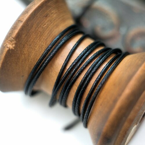 Шнур вощеный 1 мм 20 метров для шитья / рукоделия / браслетов, цвет черный шнур вощеный 1 мм 20 метров для шитья рукоделия браслетов цвет светло коричневый