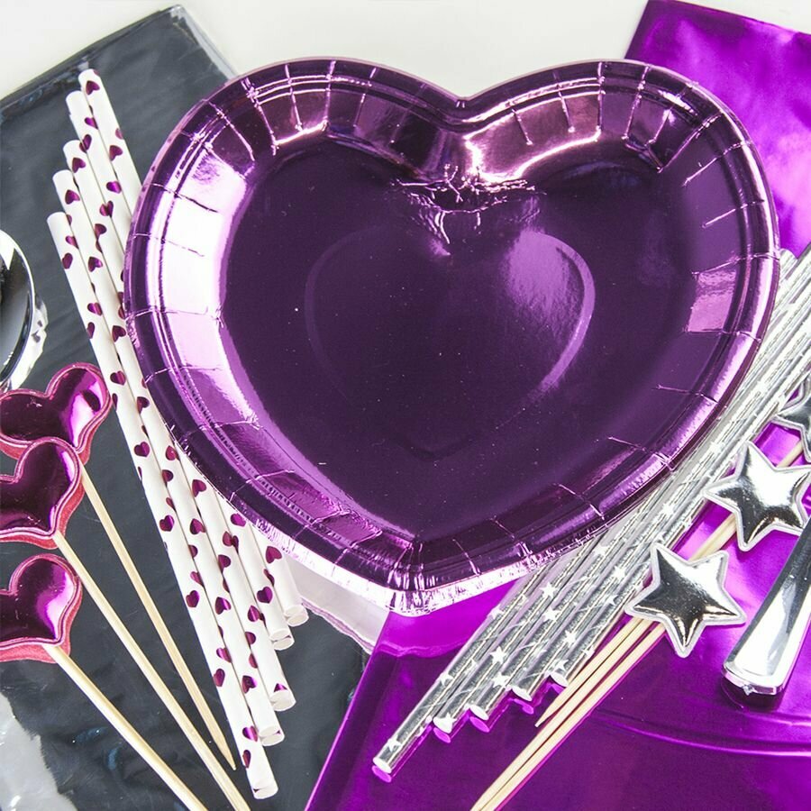 Тарелки одноразовые бумажные Сердца, фиолетовые, 18 см, 6 шт - фотография № 3