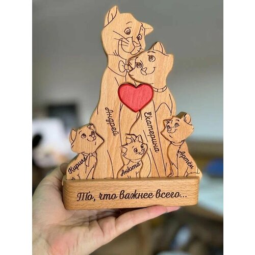 Подарочный сувенир Семья котиков / пазл из дерева