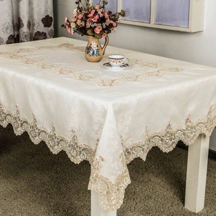 фото KARVEN Скатерть Alexis цвет: белый (150х180 см)