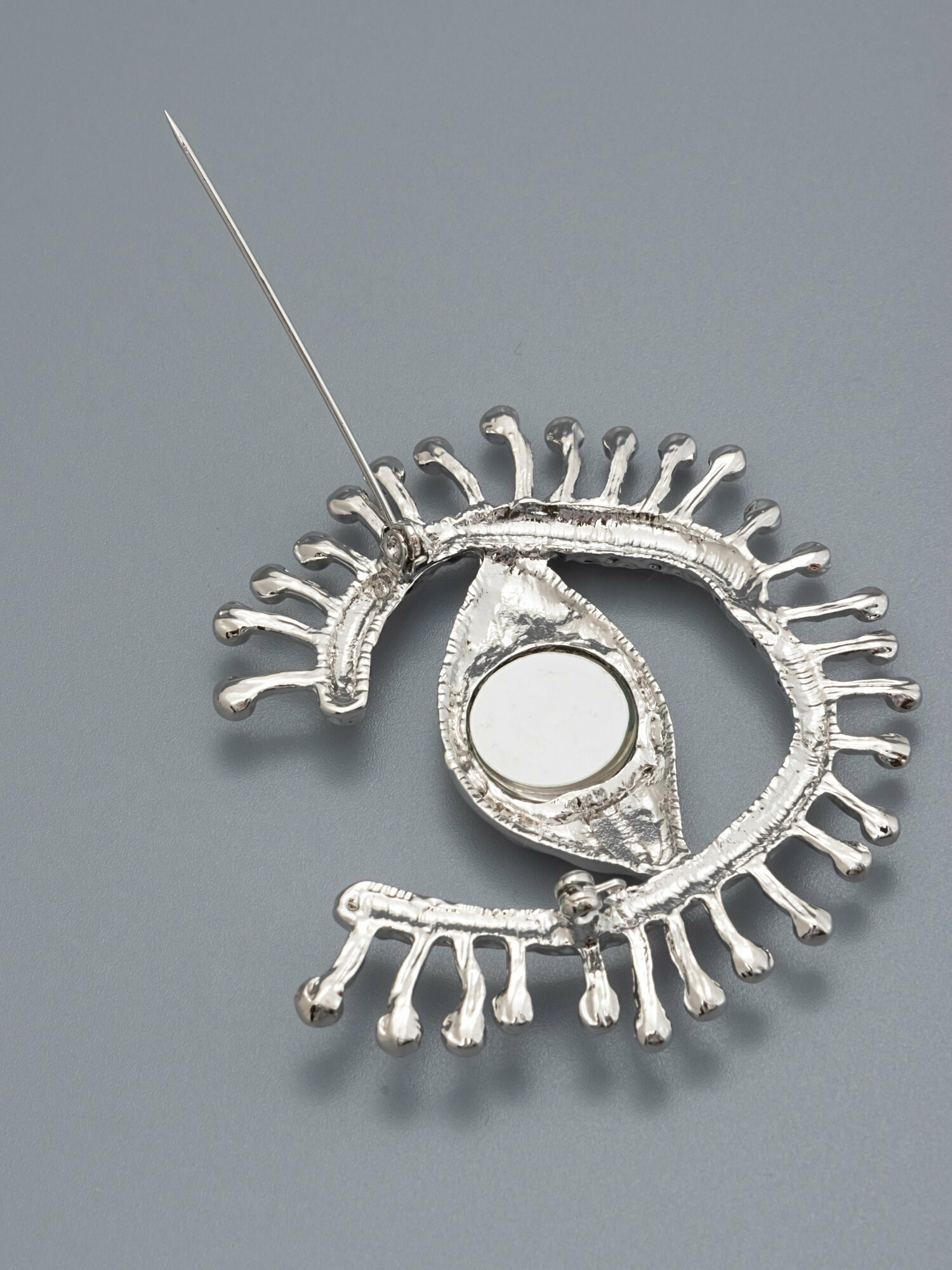 Брошь ЖемАрт, серебристый/белый — фото 1