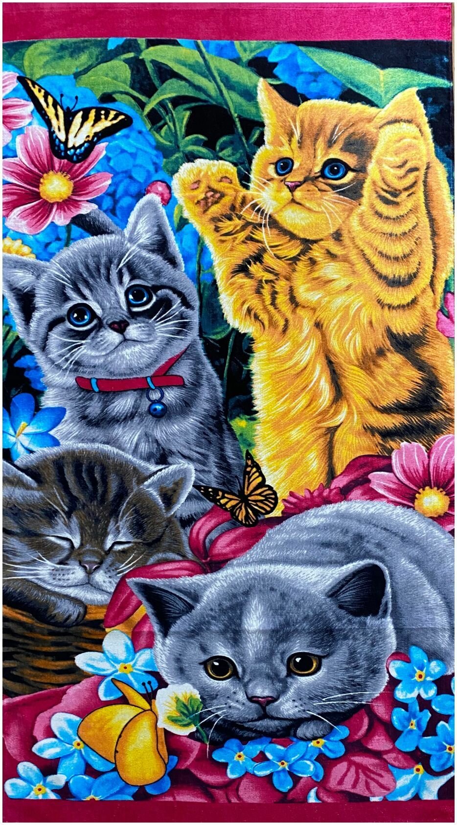 Полотенце пляжное махрово-велюровое Котята с бабочкой 70х140 см