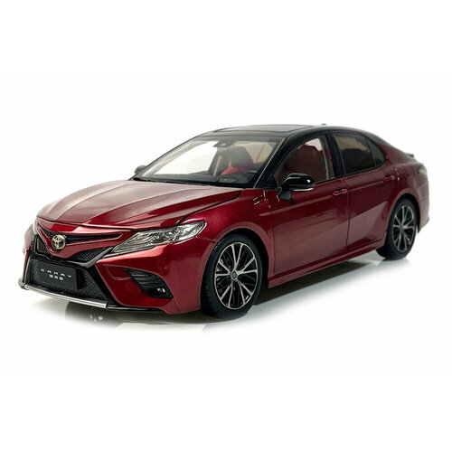 Toyota camry gt sport V6 V70 2018 red / тойота камри гт спорт красный металлическая машинка toyota camry che zhi sport тойота камри спорт красный 20см масштаб 1 24 коллекционная модель инерционная машинка