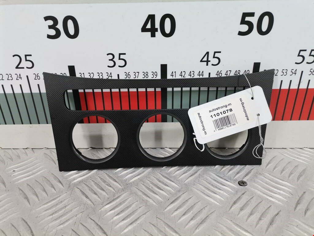 Накладка декоративная на торпедо Volkswagen Passat 6 3C0863100 арт. 1101078