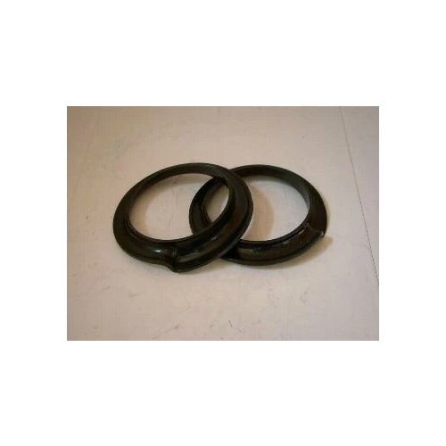 Чашка под пружины 2121 передняя пластмассовая 133₽