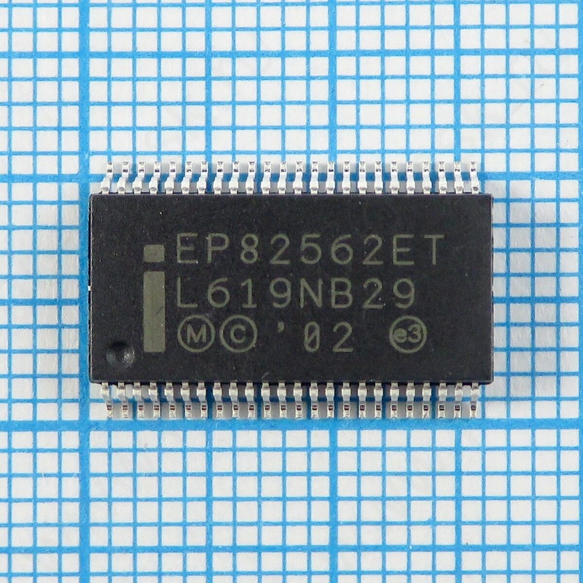 82562ET(EP82562ET) - Интерфейс физического уровня (PHY) Fast Ethernet 10/100Mbs