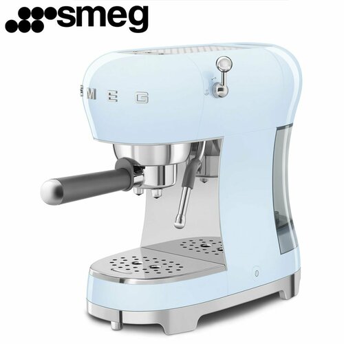 Кофемашина-эспрессо SMEG ECF02PBEU пастельный синий 15 бар 1350 Вт 64990₽