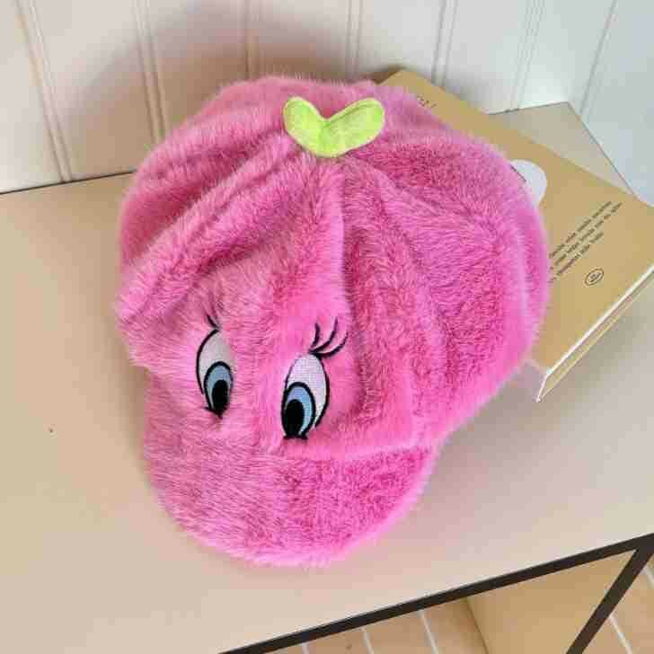 Новинка 2025 года, милая мультяшная плюшевая бейсболка с розовой уткой, осенне-зимняя пушистая бархатная восьмиугольная шапка