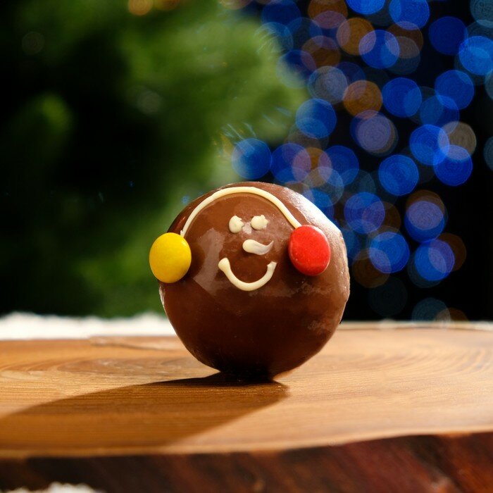 Шоколадная бомбочка с маршмеллоу "Счастливого года", молочный шоколад, 38 г - фотография № 2