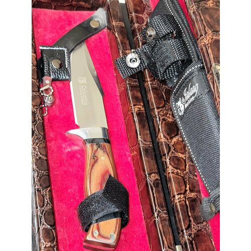 фото Нож туристический для охоты и рыбалки sb-68 в чехле ножнах , футляре , вечная спичка, ручка-нож, брелок топорик в наборе кизляр