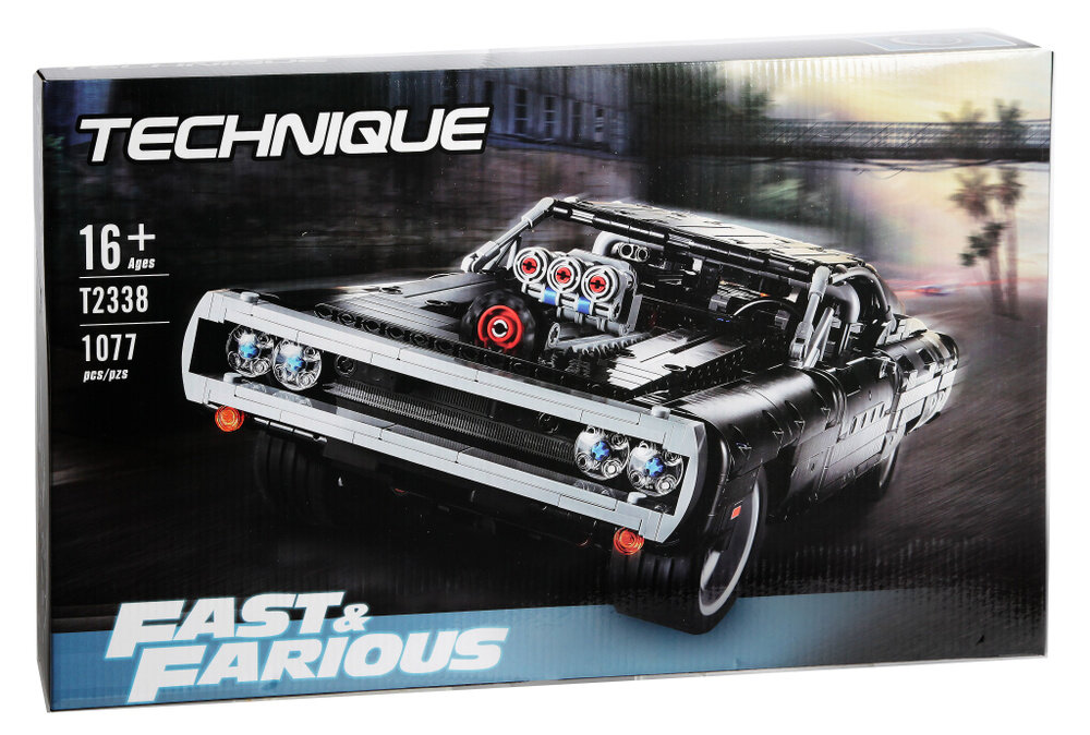 Конструктор Technic "Dodge Charger Доминика Торетто" из форсажа 1077 деталей / совместим с лего / для детей и взрослых — фото 1