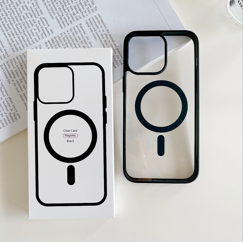 Силиконовый прозрачный чехол с MagSafe для Iphone 15 pro / Айфон 15 про (Black/Чёрный)