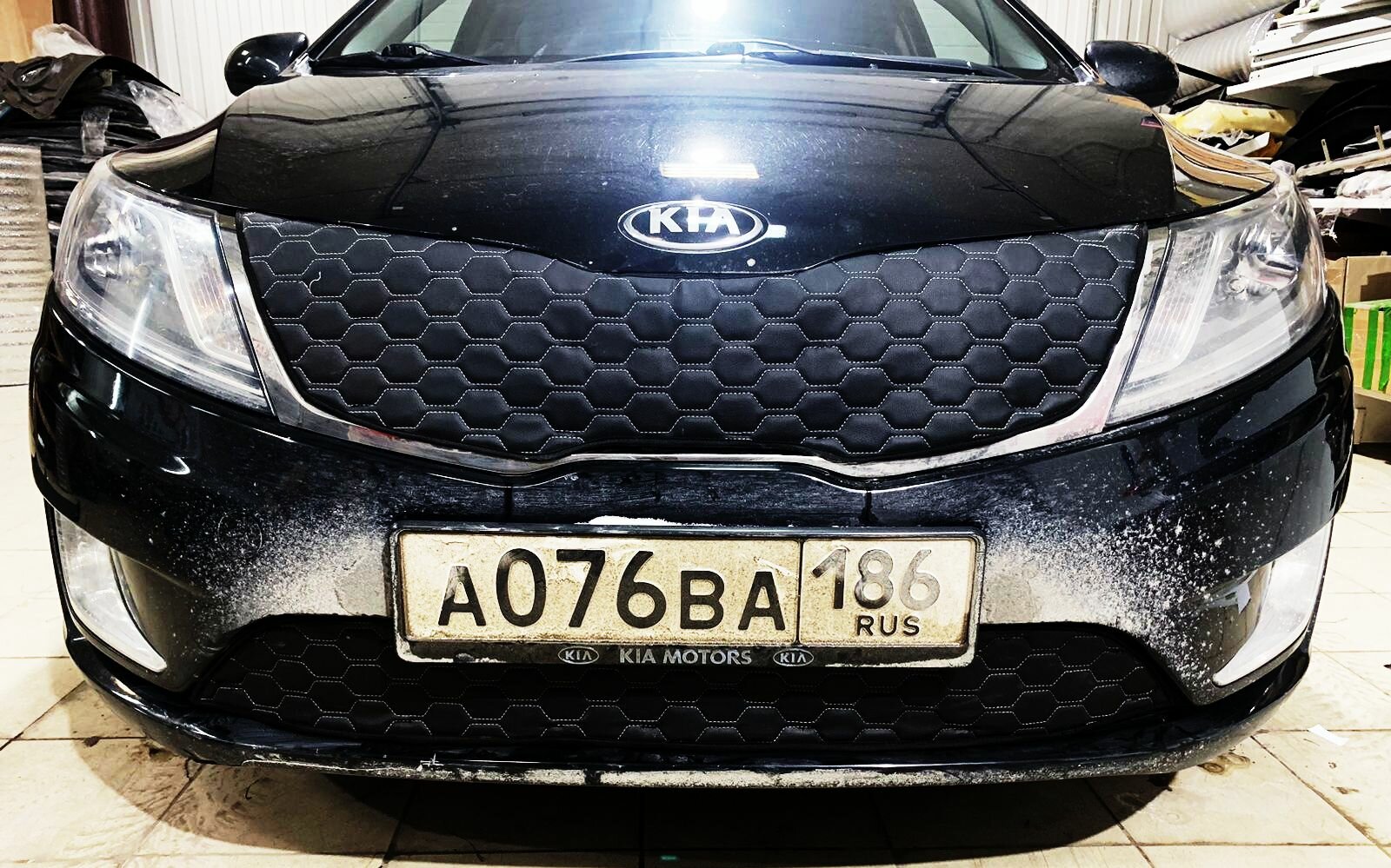 Защита радиатора-зимняя для Kia Rio 2011- 2015 Комплект Соты