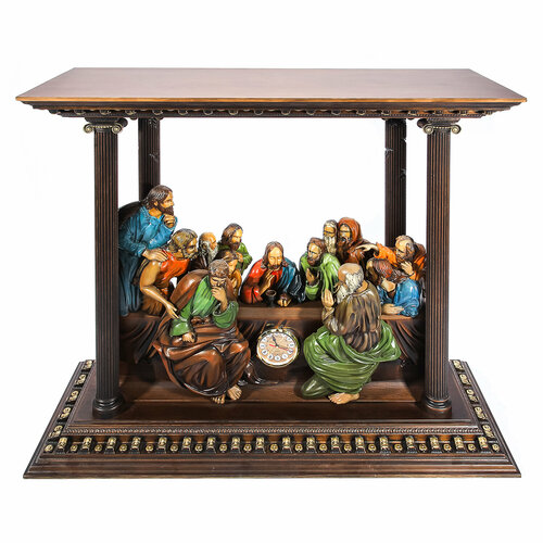 Деревянные резные часы 