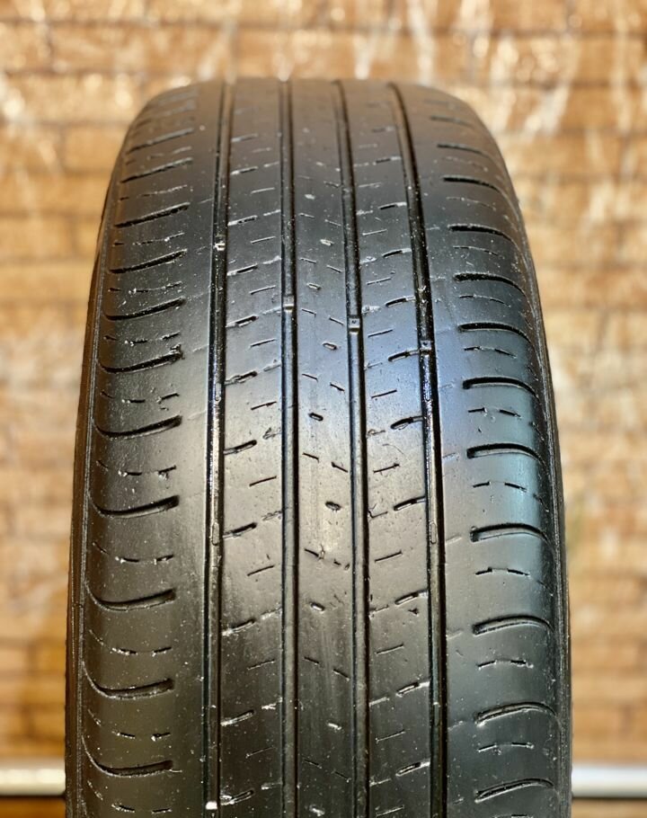 Kumho Solus SA01 KH32 215/60 R17