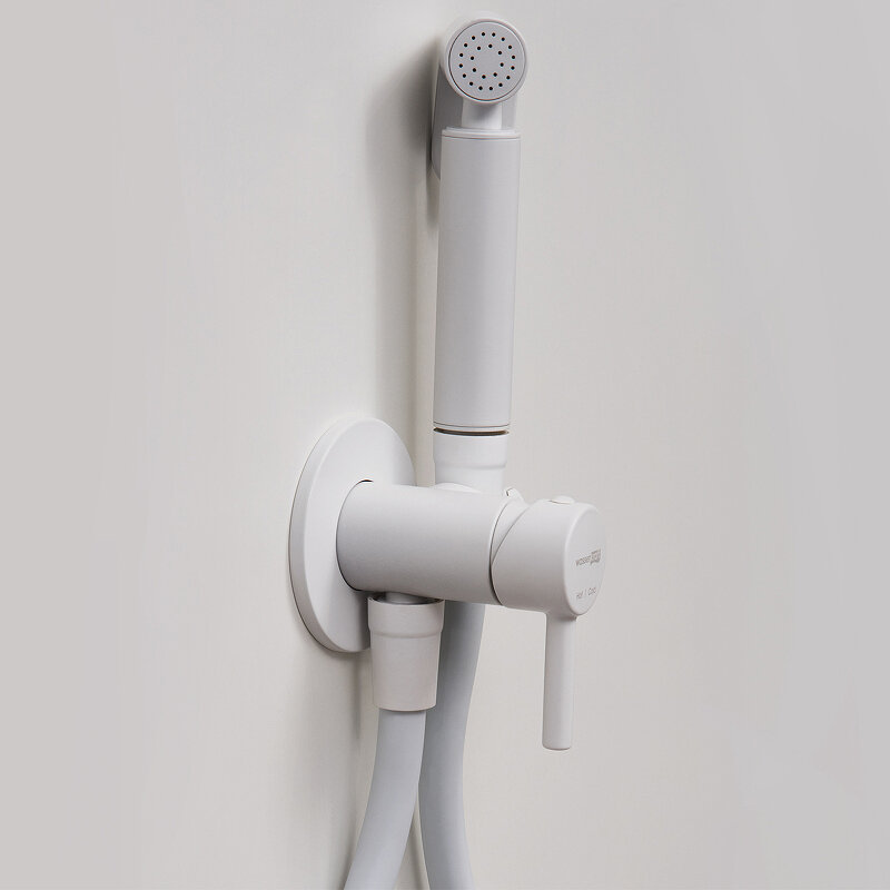 Гигиенический душ со смесителем WasserKRAFT A70538 Белый матовый - фотография № 2