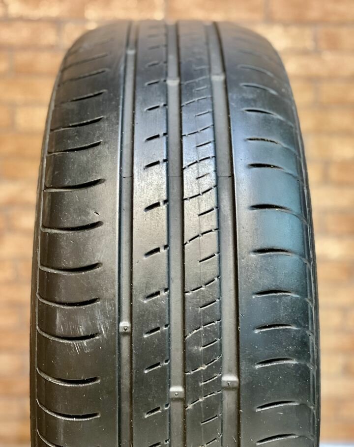 Kumho Ecowing ES01 KH27 205/60 R15