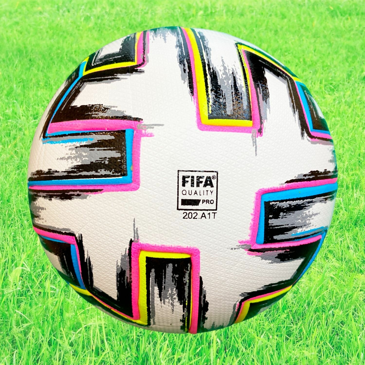 Мяч футбольный Uniforia, размер 5