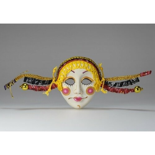 Интерьерная малая маска Девочка