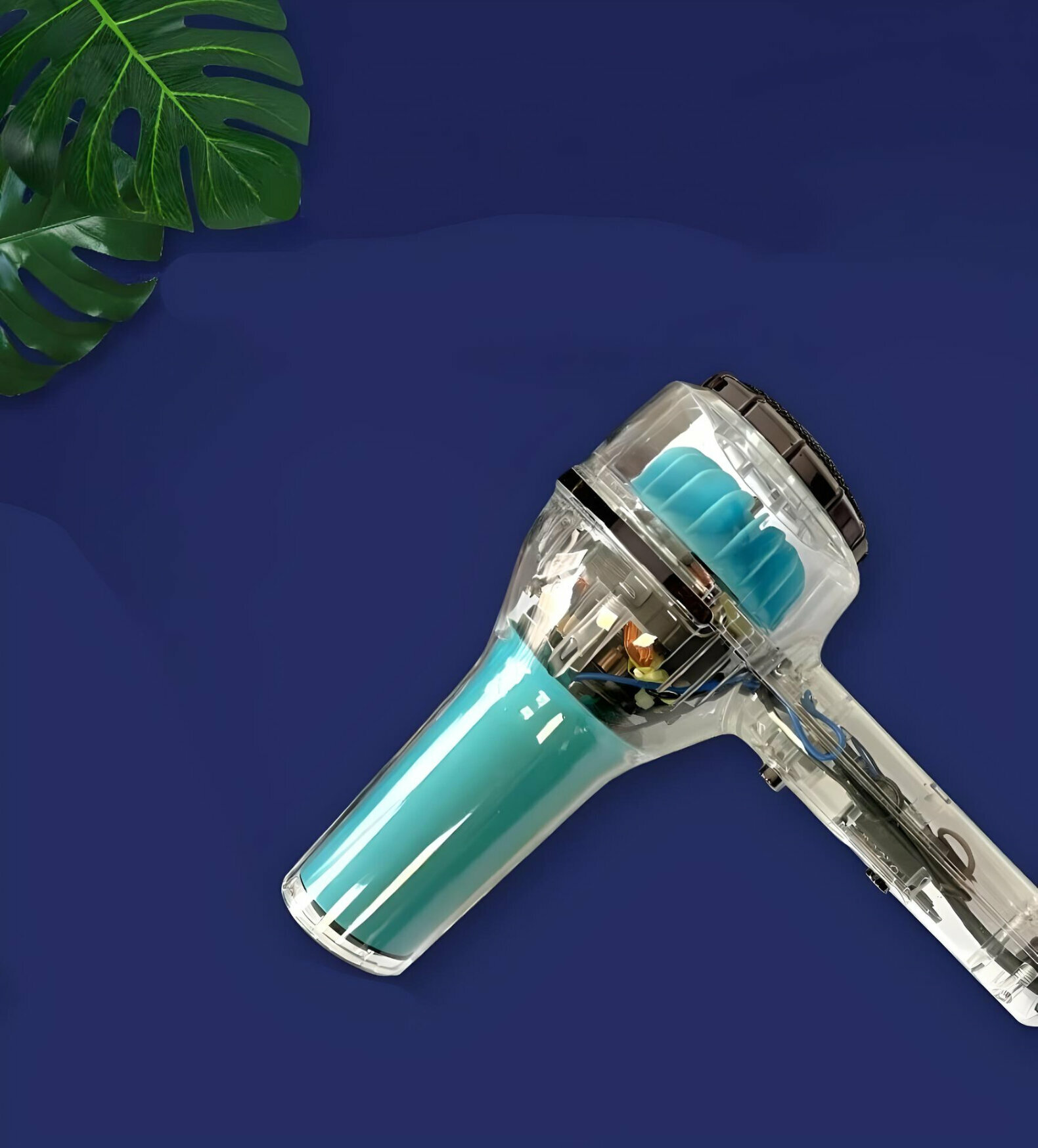 Фен для волос GM6585 2400W С насадками Для укладки волос 2 скорости 3 режима температуры Петля для подвешивания