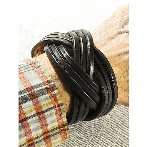 фото Браслет кожаный ручной работы "косичка черная 3по3 на 9полос" хельга шванцхен leatherca