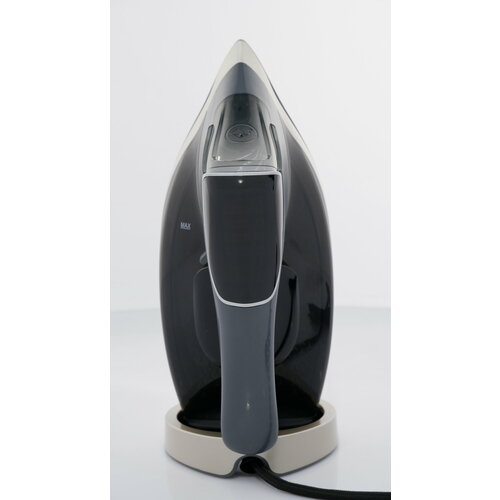 Домашний утюг проводной сенсорный с функцией вертикальной глажки паровой удар антипригарное покрытие система самоочистки 2400ВТ бежевый 5999₽