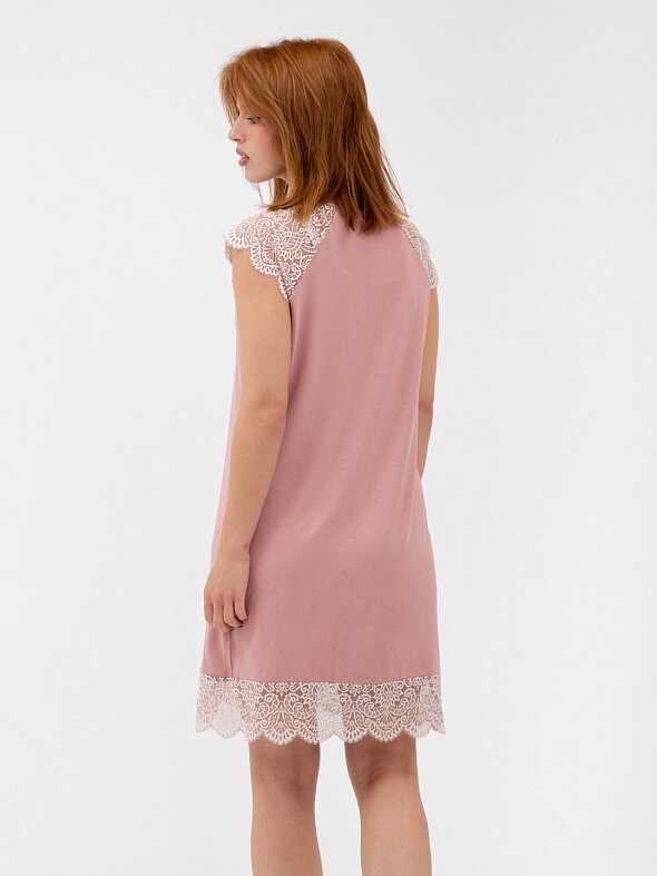 Сорочка женская ночная Lilians, розовая, карамель, кружево, размер 50 - фотография № 5