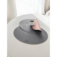 Набор сервировочных салфеток поможет создать красивую атмосферу за обеденным столом, будет препятствовать загрязнению и изнашиванию столешницы.  ...